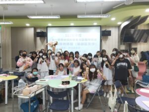 112/11/04三民家商保母技術醫護區實作