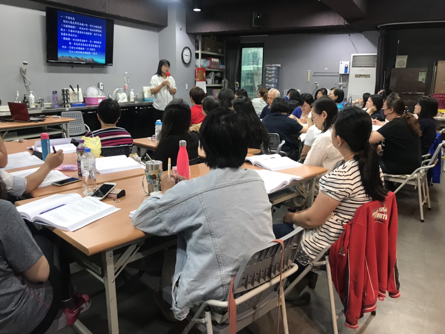 2019/04/24 托育人員專業訓練課程(學分班)照片39