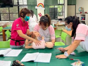 111/10/30三民家商保母技術醫護區實作照片1